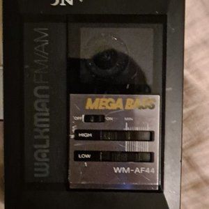 Vintage Deluxe Edition Sony Radio/Walkman Collectors Only Works Perfect!!